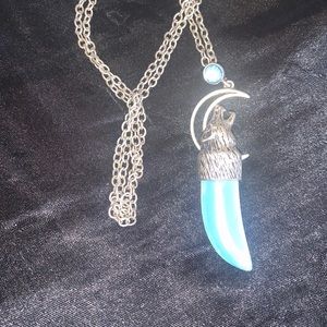 Howling Wolf Tooth/Horn necklace